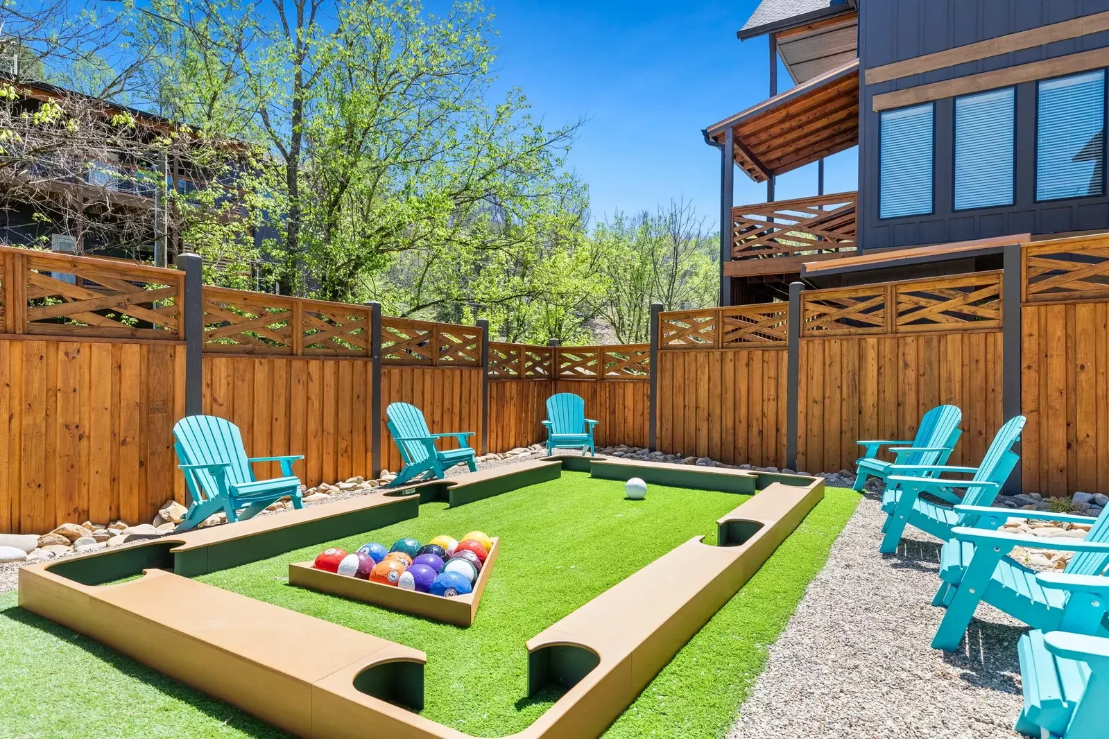 Gatlinburg cabin with games