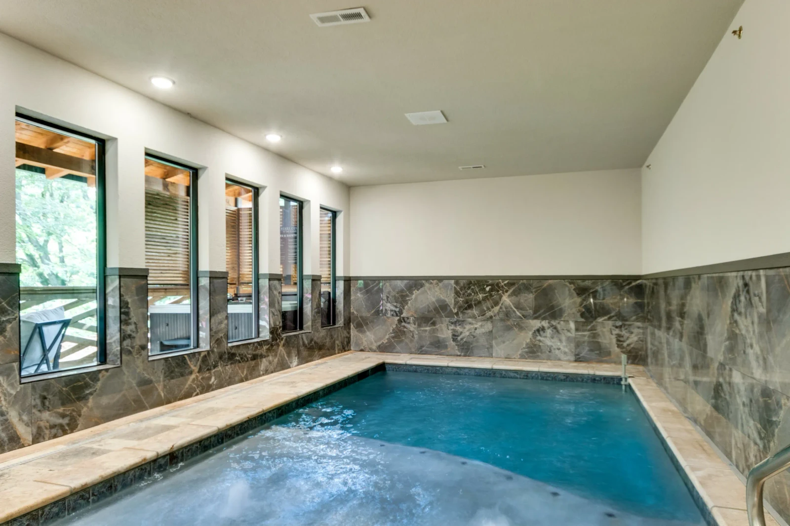 Gatlinburg cabin with indoor pool